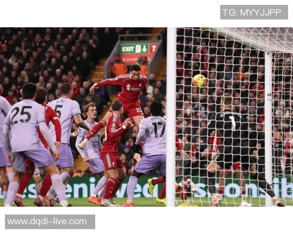 意甲激战利物浦险胜曼联红牌争议引发全场热议